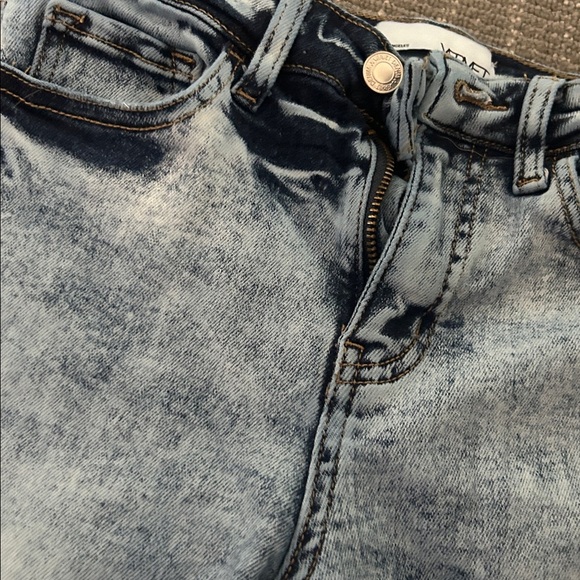 Distressed Blue Denim Jeans - Picture 3 of 13